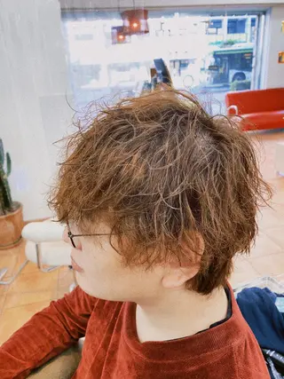 ミディアム カラー特化 横川　翔希のヘアスタイル