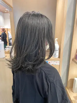 ミディアム カラー 城 健太郎 💎ハイトーンのヘアスタイル