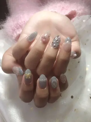 ネイル ENsalon AKIRAのネイルデザイン