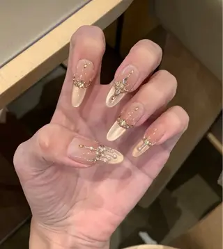 ネイル R nailsalon所属・Rネルサイン よ よのネイルデザイン