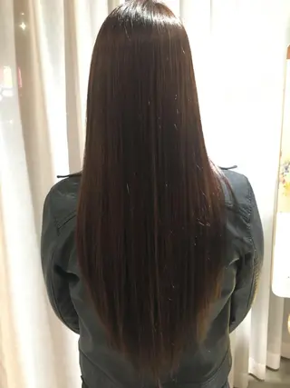 ロング 美容室toiro所属・髪質改善 ショートカットのヘアスタイル