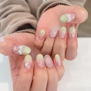 ネイル 鈴木 里奈のネイルデザイン