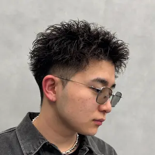 ショート パーマ メンズ メンズパーマ特化 美容師/ハルキのヘアスタイル