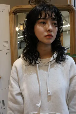 セミロング パーマ 松村 澪里のヘアスタイル