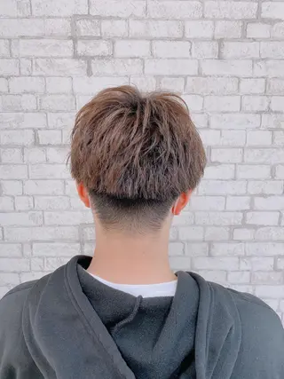 ショート カラー ヘアアレンジ メンズ ブリーチなし艶カラー 東家のヘアスタイル