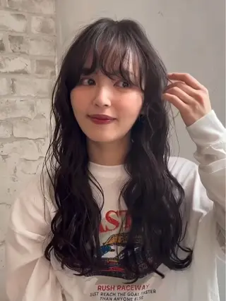 ロング パーマ nana 似合わせカットのヘアスタイル