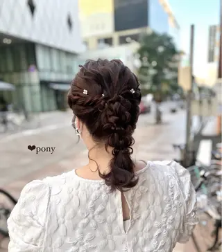ミディアム ヘアアレンジ AMELY静岡呉服町店所属・末吉 帆華 AMELY呉服町店のマツエク・マツパデザイン