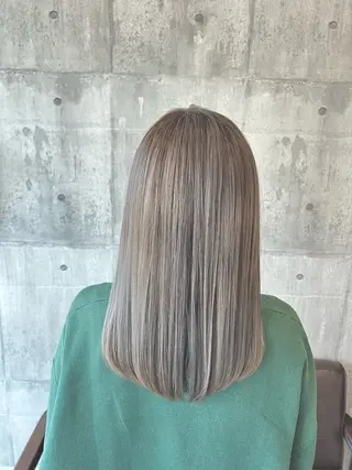 セミロング カラー Style Tのヘアスタイル
