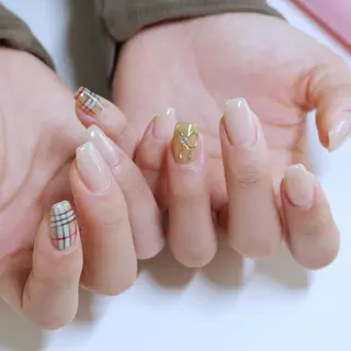 ネイル Baku Nailsのネイルデザイン