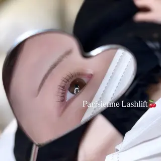 マツエク・マツパ kurumi🍒◝✩ /amii新宿のマツエク・マツパデザイン