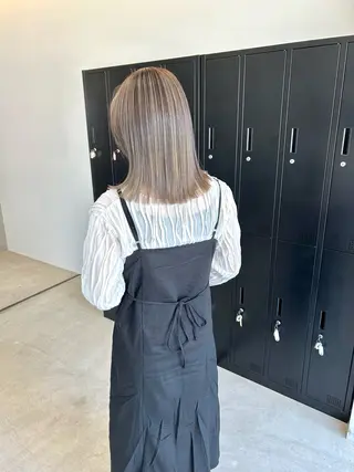 ミディアム カラー mood tatemachiのヘアスタイル