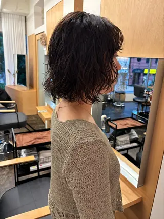 ショート パーマ 西山 紗耶香🪽 透明感カラー/ボブのヘアスタイル