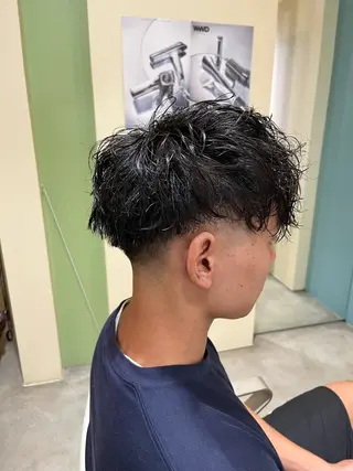 ショート パーマ メンズ 北川 寛之のヘアスタイル