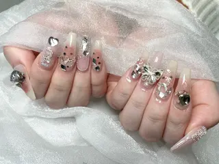 ネイル Roi〈ロワ〉 Minakoのネイルデザイン