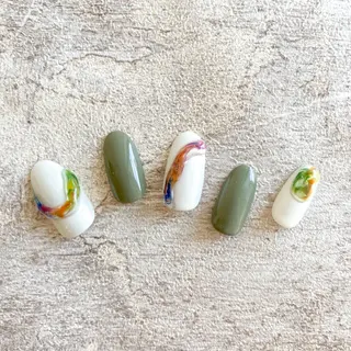 ネイル Tiary Nail Fのネイルデザイン