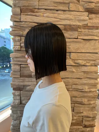ミディアム レナークアリア 沼畑 野乃花のヘアスタイル