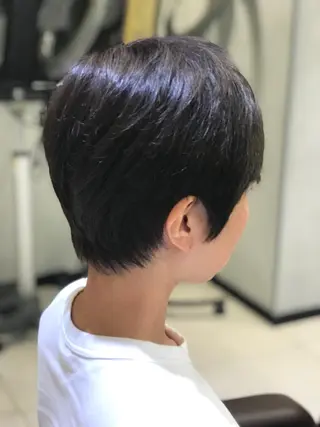 ショート カラー Renatus店長 金子裕美のヘアスタイル