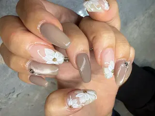 ネイル Apsaras putihのネイルデザイン