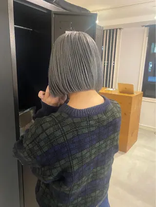 ショート SALT WATER所属・南堀江ハイトーン ×カットMIKU🍒のヘアスタイル