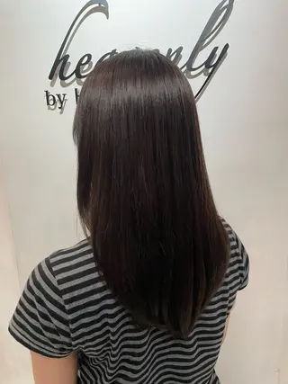 セミロング カラー NA NAのヘアスタイル