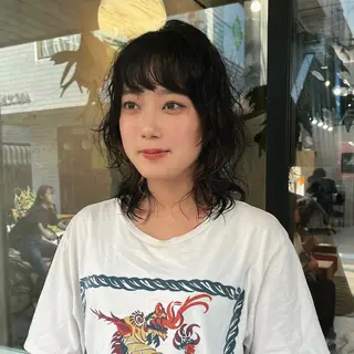ミディアム くぎお けんじのヘアスタイル