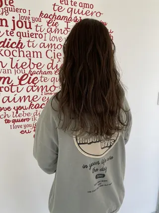 セミロング クリーピー　オーナー 福田 将太のヘアスタイル