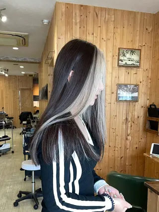 ロング 谷山銀二郎/ 副店長のヘアスタイル