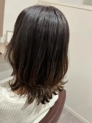 ミディアム 井上 美春のヘアスタイル