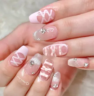 ネイル うるま市サロン Yuko Izawaのネイルデザイン