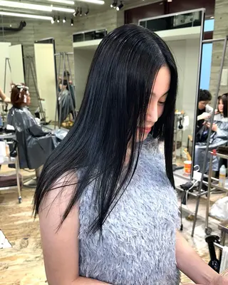 ロング ササキ カズマのヘアスタイル