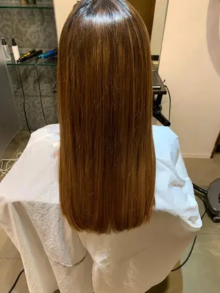 ロング 亀田 泰生のヘアスタイル