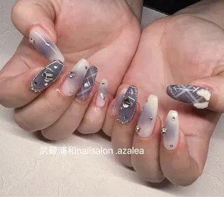 ネイル R inのネイルデザイン