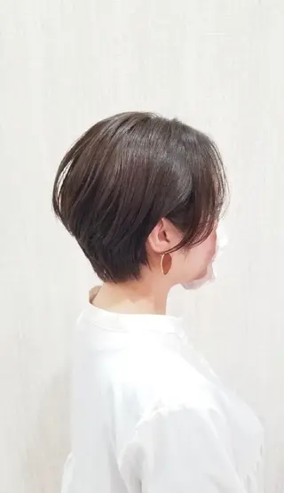 ショート カラー 顔周りレイヤーカット 髪質改善代表西村功平のヘアスタイル