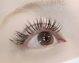 マツエク・マツパ Eyelash Salon 4Uのマツエク・マツパデザイン