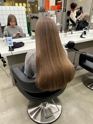 ロング カラー パーマ ヘアアレンジ メンズ キッズ 🦋透明感グレージュ /韓国レイヤー🦋のヘアスタイル