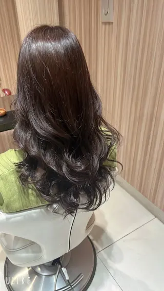 カラー 杉本 由貴のヘアスタイル