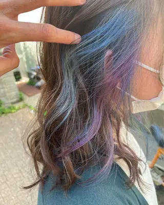 セミロング カラー 原宿サロン代表 デザインカラー伊藤卓のヘアスタイル