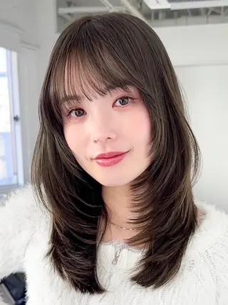 ミディアム カラー CIELO beautyバインドロック専門店所属・CIELO モデル募集のヘアスタイル