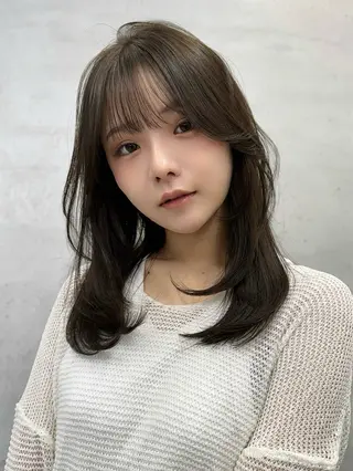 セミロング 原宿レイヤーカット 渋谷【山本喜熙】のヘアスタイル