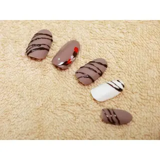 ネイル 痛ネイル/ワンホン/ フィルイン/長さだしのネイルデザイン