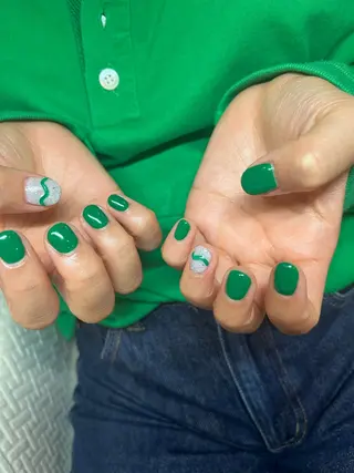 ネイル 鹿取 碧(ネイリスト)のネイルデザイン