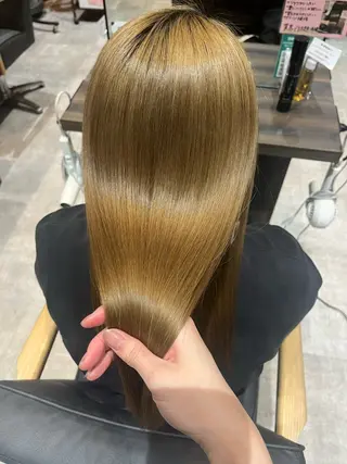 ロング 北川 梨乃のヘアスタイル