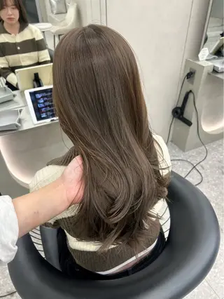 ミディアム カラー ✨透明感カラー✨ ウメダナオヤのヘアスタイル