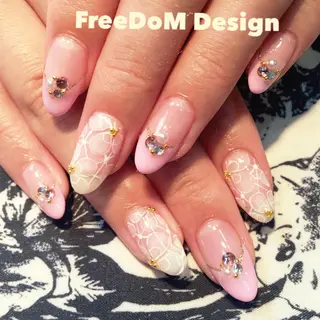 ネイル ＦreeDoＭ   Design所属・W KUMIのネイルデザイン