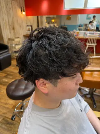 ショート パーマ メンズ ✨トレンド×似合わせ カラー🫧/ケイゴのヘアスタイル