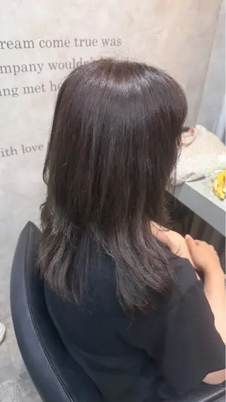 ミディアム カラー 🌻miyosawa hinata🌻のヘアスタイル