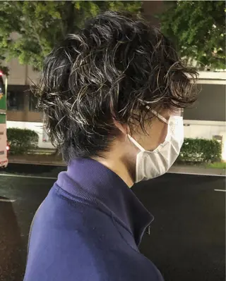 ショート パーマ メンズ 7Bridge所属・ハッシュカット 小西貫太のヘアスタイル