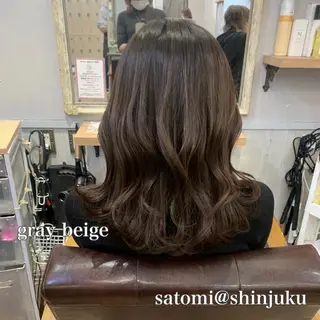 ミディアム 淡色ふんわりhair 新宿satomiのヘアスタイル