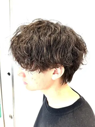 カラー パーマ メンズ Ash都立大学 中村百花のヘアスタイル