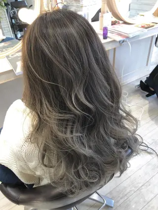 ロング カラー 🌟イメチェン美容師 🌟清水 大輝のヘアスタイル